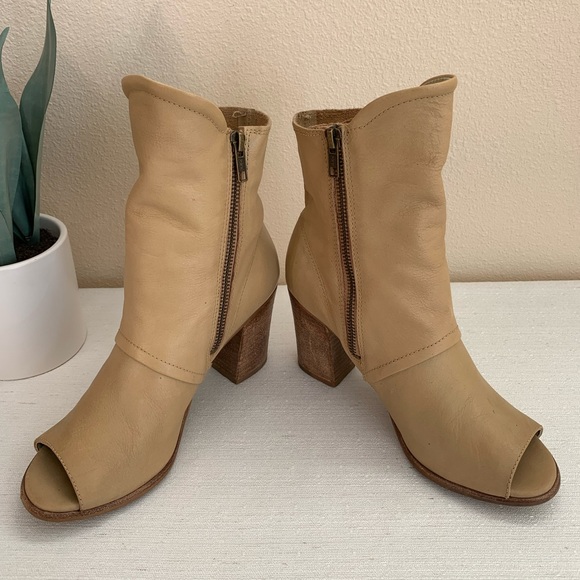 Matisse Leon Natural Leather Mid-Calf Peep Toe Booties Woman’s 7.5M - Picture 12 of 14